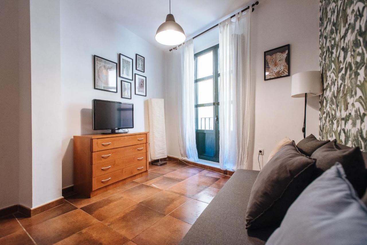 Homeyseville- Bright Apartment At Santa Cruz 6 Pax, Parking Optional Extérieur photo