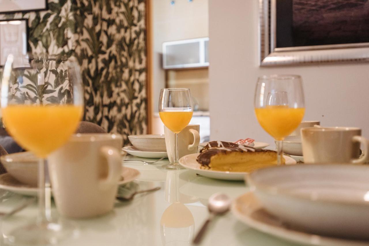 Homeyseville- Bright Apartment At Santa Cruz 6 Pax, Parking Optional Extérieur photo